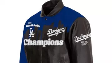 Blouson en cuir des champions de la Série mondiale 2025 des Dodgers de Los Angeles dans les MEILLEURS MOMENTS de la parade ???? des Dodgers 2025 de la Série mondiale (les joueurs clés prononcent des discours impressionnants !)