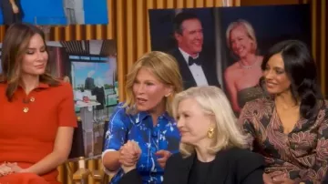 Vestido midi de algodón de Oscar de la Renta usado por Tory Johnson como se ve en Good Morning America el 3 de noviembre de 2025