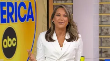 Mrs Momma Bear Meet Me at Noon Blazer usado por Ginger Zee como se ve en Good Morning America el 3 de noviembre de 2025