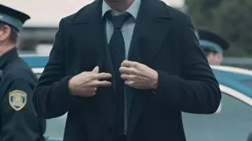 Mayor of Kingstown Mike McLusky Blue Coat worn by Mike McLusky (Jeremy Renner) in Mayor of Kingstown (S03E03)