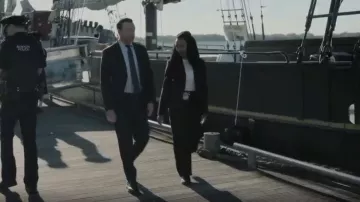 Theory Wide Leg Pants worn by Det. Lena Silver (Sonequa Martin-Green) as seen in Boston Blue (S01E03)