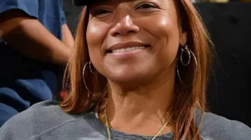 Portland Trail Blazers v Los Angeles Clippers Sweatshirt worn by Queen Latifah