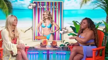 Vêtements parias Gisele One Fandanga portés par Kaylor Martin comme on le voit à Sherri le 4 novembre 2025