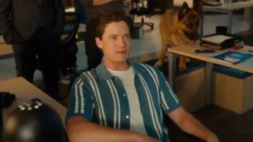 Sezane Braden Shirt worn by Jesse Mills (Justin Kelly) as seen in Hudson & Rex (S08E05)