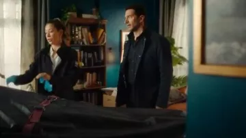 James Perse Standard Shirt worn by Mark Hudson (Luke Roberts) as seen in Hudson & Rex (S08E06)