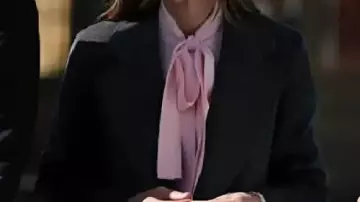 Abrigo largo usado por Kate Middleton, duquesa de Cambridge en la escuela primaria de Churchtown