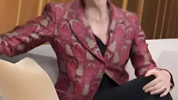 Pink Floral Blazer worn by Jane Lynch in TV-Show Access Daily 2025