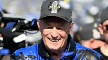 Stan Kasten 2025 Dodgers World Series Celebration Jacket of Stan Kasten in 2016 MLB World Series