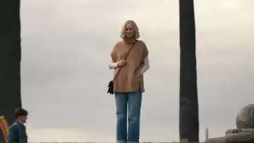 Metier Roma Shoulder Bag worn by Liberty Ronson (Naomi Watts) as seen in All's Fair (S01E02)