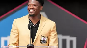 Andre Johnson Pro Football Hall of Fame Blazer in Andre Johnson's full Hall of Fame speech | 2024 Pro Football Hall of Fame