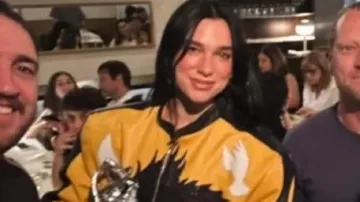 Dua Lipa Buenos Aires 2025 Dragon Leather Jacket of Dua Lipa in Dualipa en argentina