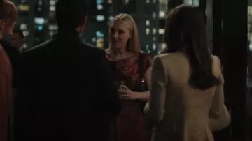 Les Soeurs Le Marais Sac à main Jerome Brown porté par Jenny Kaminski (Dakota Fanning) comme on le voit dans All Her Fault (S01E01)