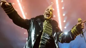 Gabardina de cuero usada por Till Lindemann en OVO Arena Wembley