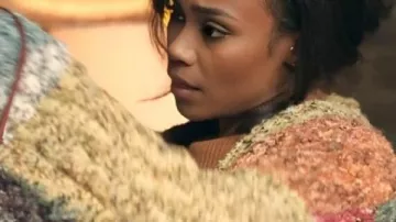 Cárdigan Colorblock usado por Shannon Thornton en Tyler Perry's Finding Joy 2025