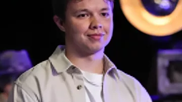 The Voice S28 Max Cooper Grey Boxy Brushed Shirt as seen in The Voice (S28)