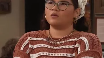 Crochet Sweater worn by Isabella escobedo in Happy’s Place S02