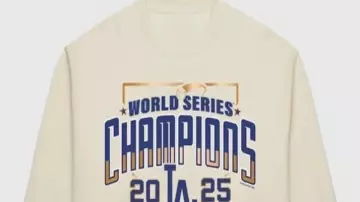 Sweat-shirt des Dodgers World Series Champions 2025 dans FINAL OUTS : Les Dodgers de Los Angeles remportent la Série mondiale 2025 après un MATCH 7 ÉPIQUE ! ????