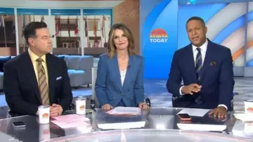 Veronica Beard Naira Denim Dickey Jacket worn by Savannah Guthrie as seen in Today on November 6, 2025