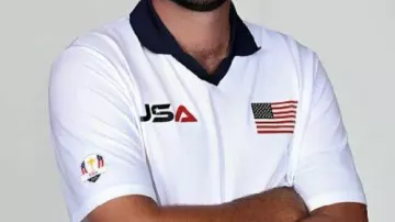 Polo de alto rendimiento usado por Scottie Scheffler en el equipo de rendimiento de la Ryder Cup de EE. UU.