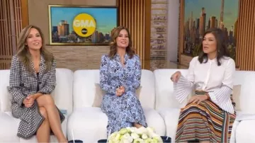 Karen Millen Veste courte sur mesure en tweed texturé à poche sur le devant portée par Rhiannon Ally comme on le voit dans Good Morning America le 7 novembre 2025