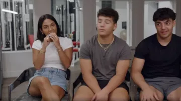 Hollister Low Rise Light Wash Baggy Denim Shorts worn by Antonia Gorga as seen in Wife Swap: The Real Housewives Edition (S01E02)