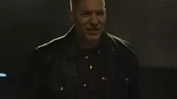 Power Book IV Force S03 Joseph Sikora Black Trucker Jacket porté par Tommy Egan (Joseph Sikora) comme on le voit dans Power Book IV : Force (S03)