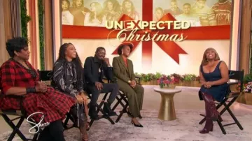 Fashion Nova Verona Floral Long Sleeve Midi Skirt Set worn by DomiNque Perry as seen in Sherri on November 7, 2025