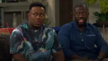 Scotch & Soda Abstract Print Relaxed Fit T-Shirt worn by Marty Butler (Marcel Spears) as seen in The Neighborhood (S08E05)