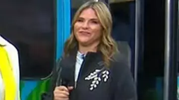 The Today Show 2025 Jenna Bush Hager Manteau brodé floral (Jenna Bush Hager) dans Today