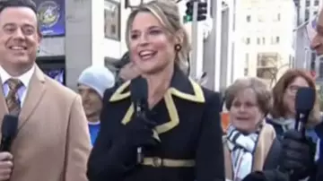 The Today Show 2025 Savannah Guthrie Abrigo de contraste (Savannah Guthrie) en Today