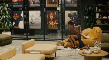 Maison Martin Margiela Tabi Bailarinas de cuero usadas por Alani (True Whitaker) como se ve en I Love LA (S01E02)