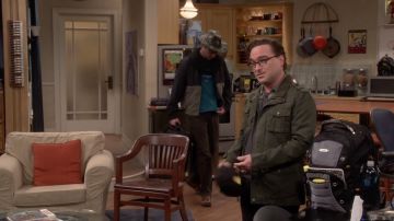Shoes western style of Sheldon Cooper (Jim Parsons) in The Big Bang Theory S11E15