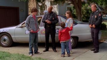 The converse of Axel Heck (Charlie McDermott ) in The Middle