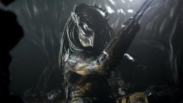 Le masque de Predator Wolf (Ian Whyte) dans Aliens VS Predator Requiem