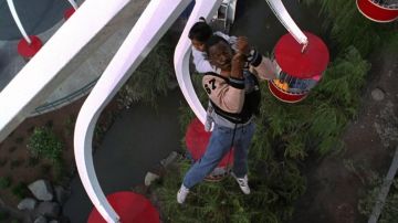 Sneakers Adidas of Axel Foley (Eddie Murphy) in The flic Beverly Hills 3