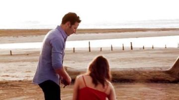 Jean Paige Denim Dr. Hank Lawson in royal breads S7E2