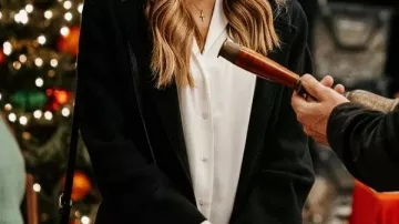 Karen Kingsbury’s The Christmas Ring Jana Kramer Black Coat of Vanessa Mayfield (Jana Kramer) in Karen Kingsbury's The Christmas Ring