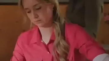 Heart­land S19 Am­ber Mar­shall Snap Front West­ern Shirt worn by Amy Fleming (Amber Marshall) in Heartland (S18)