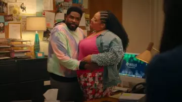 Sweat à capuche Weiv Lime et Purple Tie Dye porté par Howard (Ron Funches) comme on le voit dans Loot (S03E06)