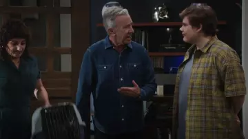 Faherty Tried & True Chambray Long Sleeve Woven Shirt worn by Matt Parker (Tim Allen) as seen in Shifting Gears (S02E04)
