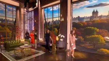 Khaite Cadence Navy Silk & Cashmere Skirt worn by Sunny Hostin as seen in The View on November 11, 2025