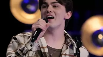 The Voice Saison 28 Chemise en flanelle Jack Austin vue dans The Voice (S28)