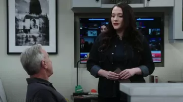 Levis Iconic Western Linen+ Denim Shirt worn by Riley Parker (Kat Dennings) as seen in Shifting Gears (S02E06)