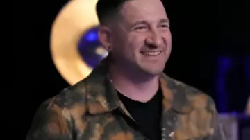 The Voice S28 Rob Cole Camouflage Field Jacket comme on le voit dans The Voice (S28)