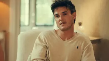 Polo Ralph Lauren Pull à col en V porté par Alex Mytton comme on le voit dans Made in Chelsea (S30E07)