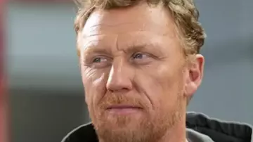 Greys Anatomy S22 Owen Hunt Zip Pocket Hooded Jacket of Owen Hunt (Kevin McKidd) in Grey's Anatomy