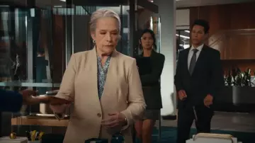 Brooks Brothers Chiffon Watercolor Blouse worn by Madeline 'Matty' Matlock (Kathy Bates) as seen in Matlock (S02E04)