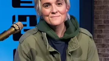 The Howard Stern Show 2025 Brandi Carlile Green Jacket worn by Himself - Host (Brandi Carlile) in The Howard Stern Show (S11)