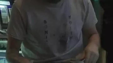 Sonic Youth Rabbit T-Shirt worn by Vince Friedken (Jason Bateman) in TV Series Black Rabbit 2025 (S01)