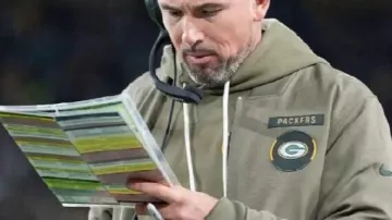 Salute To Service Jacket worn by Matt LaFleur in Green Bay Packers 2025
